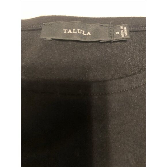 Talula Aritzia Solid Black Rayon Nylon Spandex Crop Tank Top Small - Picture 3 of 5